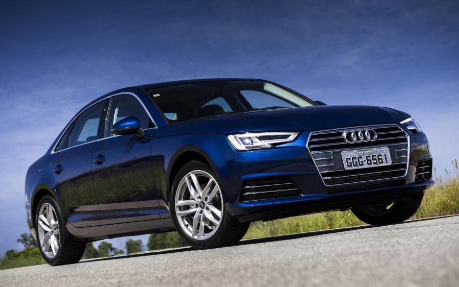 Audi A4 2.0 TFSI 2016 года